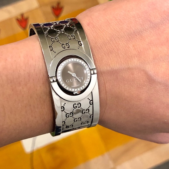 Gucci extra pics - Picture 2 of 5